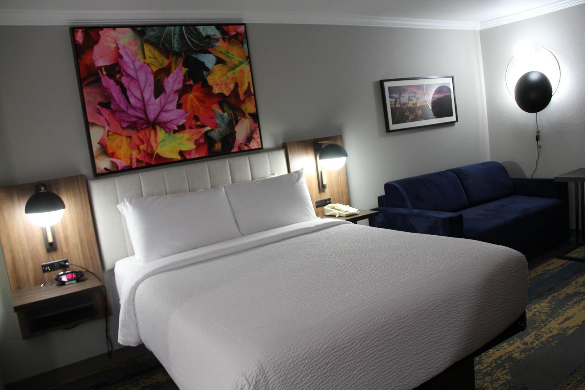 La Quinta Inn & Suites By Wyndham Yakima Downtown Extérieur photo