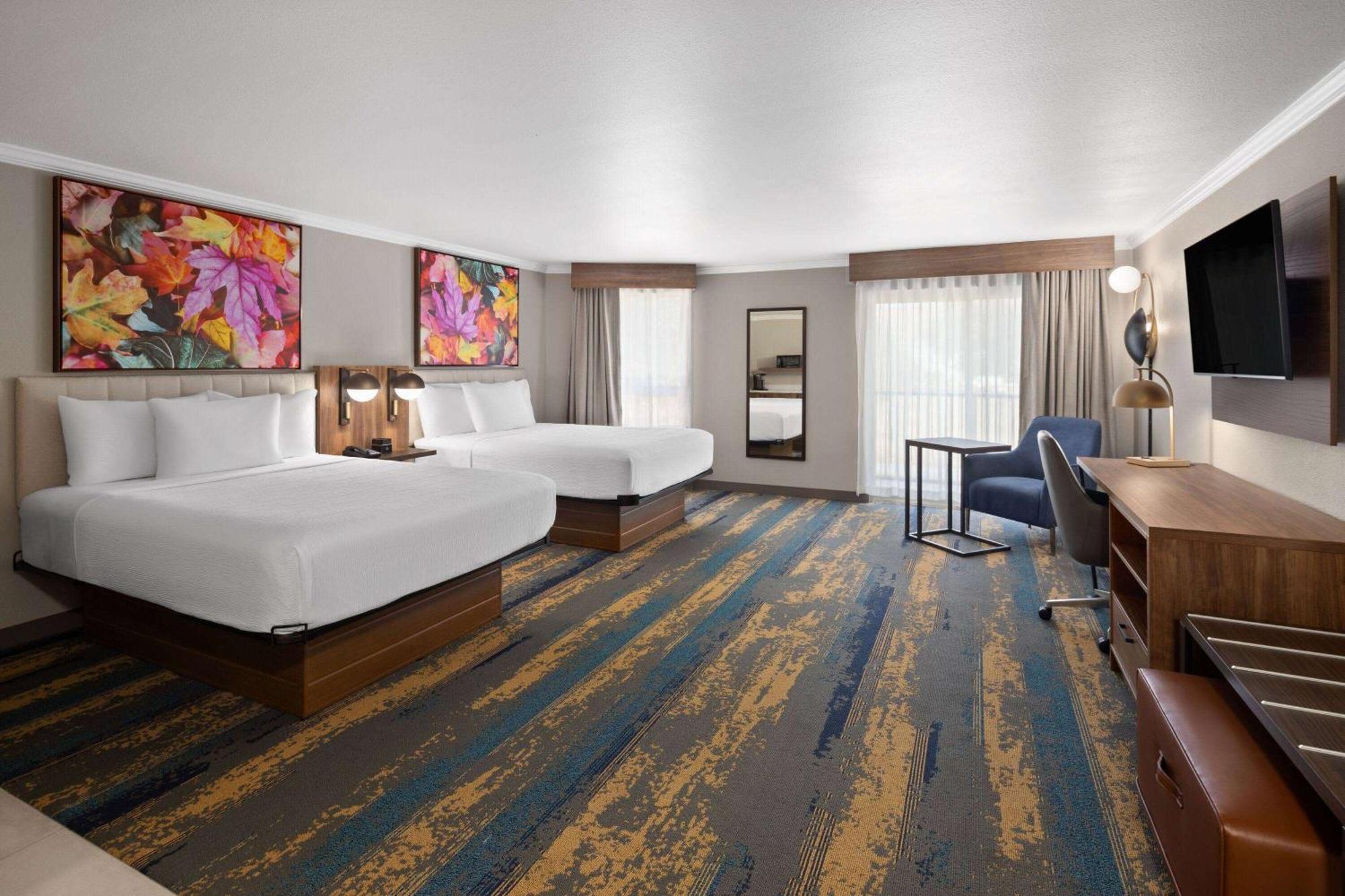 La Quinta Inn & Suites By Wyndham Yakima Downtown Extérieur photo